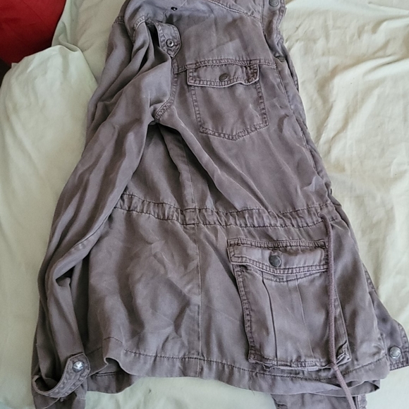 Gray jacket - Picture 4 of 4